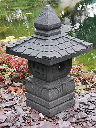 IDYL Stein-Laterne Lampe Yukimi aus Lavastein |frostfest |Höhe 50 cm | massives Naturprodukt | Dekorativ für Wohnraum/Winter-Garten/Teelicht geeignet