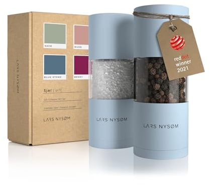 LARS NYSØM Salz und Pfeffer Mühlen Set aus Edelstahl mit einstellbarem Keramik-Mahlwerk 2 Stück I Manuelle Gewürzmühlen mit hochwertigem Design (2 Stk) (Sky Blue)