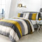 Fusion Betley Classic Collection Bettwäscheset mit Breiten Streifen, Weiß und Gelb, Super-King-Size-Bett (26 x 220 cm), moderner gestreifter Bettbezug in Ocker, gelb gefüttertes Bettwäsche-Set