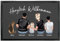 True Statements Fußmatte „Familie“ - personalisiert mit Figuren Namen Hund Katze - Familien Türmatte Fußabtretter Geschenk Einzug Neue Wohnung Schmutzfangmatte – dünn rutschfest, 60 x 40 cm