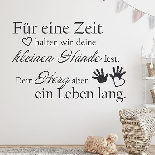 GRAZDesign Wandtattoo Kinderzimmer Mädchen und Jungen | Babyzimmer Spruch - Geschenk zur Geburt - Spruch Für eine Zeit halten wir Deine kleinen Hände, 57x40cm, 070 schwarz