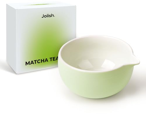 Joiish Traditional Matcha Bowl with Spout, Ceramic Matcha Tea Bowl (Chawan), Matcha Mixing Bowl for Whisking Matcha, Light Green (18 Ounce)