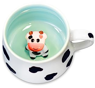 eyetist 3D Tasse mit lustiger Kuh Deko - Keramik Kaffeetasse 340ml - Cute Kawaii Geschenk für Frauen, Tante, Freund oder Kind - Cow 12,5cm x 9cm x 7,8cm - 12 oz - Novität für Zuhause, Büro oder Schule