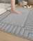 COLOR&GEOMETRY Große Badteppiche rutschfest Waschbar- 60 x 90 cm Absorbierende Badvorleger Weiche Badezimmerteppich, Hellgraue Badematte für Badezimmerboden, Dusche, Badewanne, Waschküche
