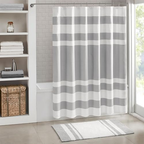 Madison Park Duschvorhang, Waffelgewebe, gestreift, Stoff-Duschvorhänge für Badezimmer, mit 3M-Scotchgard-Feuchtigkeitsmanagement, Premium-Spa-Qualität, moderner Standard, 183 x 183 cm, Grau
