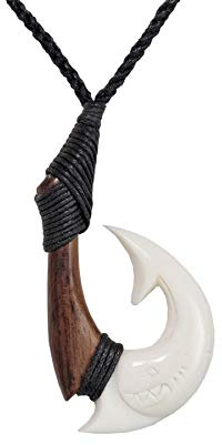 81stgeneration Handgeschnitzter HEI matau Hai-anhänger aus Knochen und Holz | Surfer-Accessoire für Herren | Handgefertigte Halskette im Maori-Stil mit Fischhakenkordel