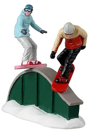 Lemax - Boarding Fun: Snowboard-Figurine, Multicolor, Mehrfarbig, Wintersporterlebnis, Dekorativ und Sammlung