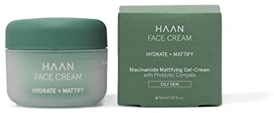 HAAN – Forest Grace Gesichtscreme mit Niacinamid spendet fettiger Haut Feuchtigkeit | 89% natürliche Inhaltsstoffe | Tägliche Feuchtigkeitscreme | Ölfrei | Mit Vit B3 | 50 ml Nachfüllbar und vegan