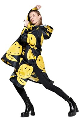 Rainkiss Regenponcho Erwachsene – Wasserdicht & Atmungsaktiv – Einheitsgröße – 100% recyceltes Polyester – PFAS-frei – Smiley Design – Schwarz/Gelb