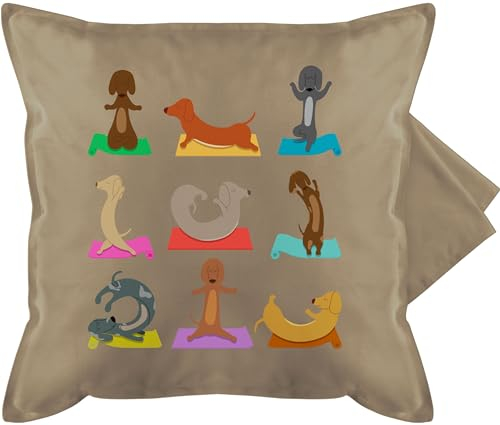 Shirtracer Kissenbezug - Hunde - Kissen - Dackel Yoga Dackel Lustig - 50 x 50 cm - Beige Natur - Hund kissenhülle Geschenk für Hundebesitzer dackelmotiv kissenbezüge mit hundemotiv kuschelkissen