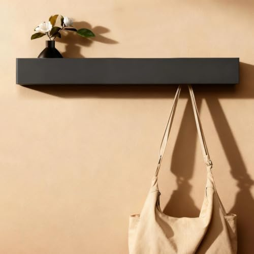 WJUAN Wandgarderobe mit Ablage 60 cm, Garderobenleiste Schwarz mit 7 Haken | Holz-Metall-Design mit verdeckten Haken, praktische Ablage und einfache Montage für Flur, Schlafzimmer oder Küche