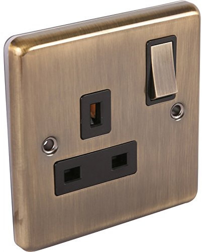 Antique Brass 1Gang Plug Socket (Windsor)