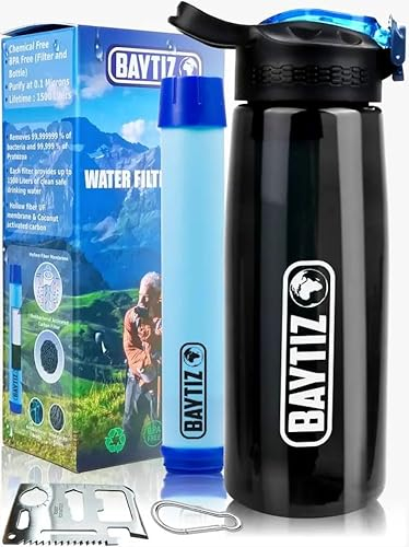 BAYTIZ ® Gourde Filtrante + Paille de Survie au Charbon Actif - Bouteille Filtre à Eau Nomade : Voyage Randonnée Trek Camping Kit Purificateur Réutilisable + Boussole Plastique Sac Pluie Catastrophe
