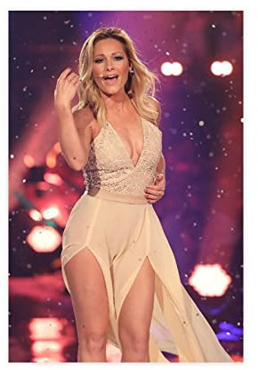 MJKO Pop Singer Helene Fischer 3 Leinwand-Poster, Schlafzimmer, Dekoration, Sport, Landschaft, Büro, Raumdekoration, Geschenk, ohne Rahmen, 30 x 45 cm