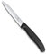 Victorinox, 6.7733, Swiss Classic, Gemüsemesser, Extra scharfe Klinge, mit Wellenschliff, robuster Kunststoff-Griff, Schwarz, Made in Switzerland, Spülmaschinengeeignet