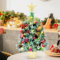 Piccoli alberi di Natale da tavolo da 50 cm, mini alberi di Natale preilluminati, alberi artificiali illuminati con ornamenti a sfera, decorazioni natalizie