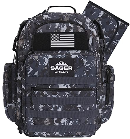 Sager Creek Wickeltaschen-Rucksack mit Wickelauflage für Daddy. Military Wasserdichter Wickelrucksack für Männer mit Isoliertem Fach, Kinderwagengurten und Wickelauflage für unterwegs. Camouflage