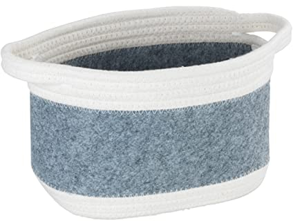 WENKO Filzkorb Bea M, Korb mit Zwei weißen Griffen, gefertigt aus recyceltem Polyesterfilz in Hellgrau abgesetzt mit weißem Flechtdesign, 80% Polyester / 20% Baumwolle, 5 Liter, 24 x 16 x 16 cm