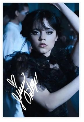 Jenna Ortega Autogramm Leinwand Poster Schlafzimmer Dekor Sport Landschaft Büro Zimmer Dekor Geschenk ungerahmt 30 x 45 cm