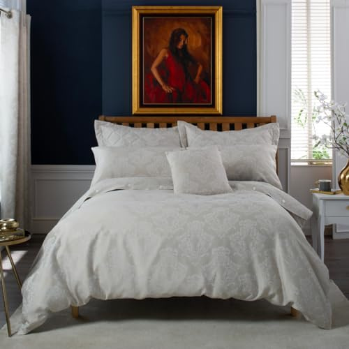 Versailles Jacquard Duvet Cover Set – Polycotton Front with Cotton Blend Reverse – Elegant Damask Design – Silver or Natural – Includes Pillowcases – Single to Super King Sizes [Ki-Na]