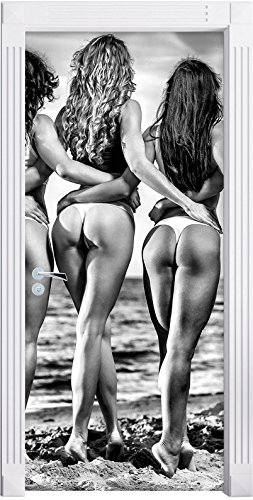 Stil.Zeit Möbel Monocrome, Fünf sexy Frauen am Strand als Türtapete, Format: 200x90cm, Türbild, Türaufkleber, Tür Deko, Türsticker