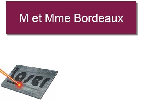 Plaque gravée pour nom boîte aux lettres autocollante 10x2,5cm personnalisée 1 à 3 lignes Bordeaux