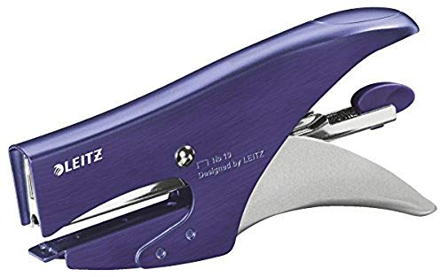 Leitz Heftzange aus Metall, Für 15 Blatt, Ergonomisches Design, Hinterlademechanik, Für Heftklammern P2 (Nr. 10), Titan Blau, Style-Serie, 55640069