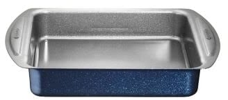 lakeland Non-Stick Loose Based 20cm Square Baking Tin – Easy to Release Cakes & Handy Fill Line