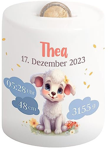 Kinder-Spardose mit Namen & Geburtsdaten personalisiert - Wolken-Motiv - Geldgeschenk für Neugeborenen & Baby - Sparschwein für Mädchen & Jungen - Geschenk zur Geburt, Taufe, Geburtstag (Schaf)