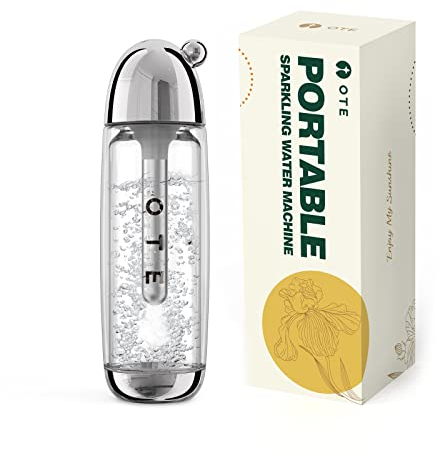 OTE Tragbar Soda Maker, Sprudelwasser Maschine 450ml Wassersprudler, Mini 8g Zylinder, Wasser Sprudel Gerät Keine Elektrizität, Doppellagige PET-Flasche, BPA-Frei, Silber(Keine CO2-Zylinder)