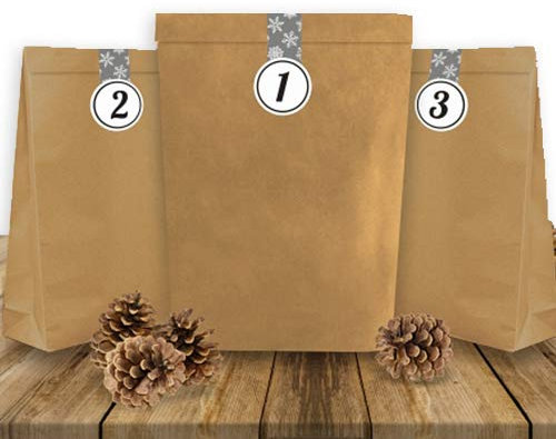 24 Adventskalender Kraftpapiertüten mit 24 Verschlussaufklebern „Schneeflocken Grau“ und 24 Zahlenaufklebern