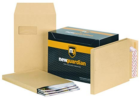 New Guardian Envelopes Heavyweight Peel and Seal with Window Gusset 25mm 130gsm Manilla C4 (Pack 100)