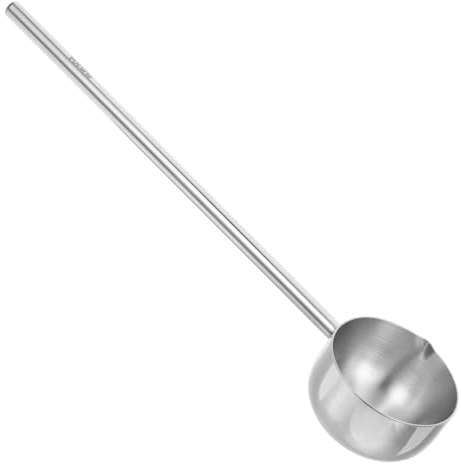 Toyvian Edelstahl Suppenkelle Metallkelle für Haushalt Große Wasserschöpfkelle mit Langem Griff Ölschöpfkelle aus Edelstahl Verschleißfeste Küchenhelfer