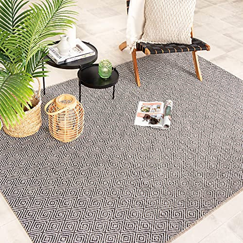 FRAAI In- & Outdoor Teppich - Summer Tile Grau 140x200cm - Wetterfest - Polypropylen - Flachgewebe - Balkon, Garten/Terrasse - Terrasse - Carpet