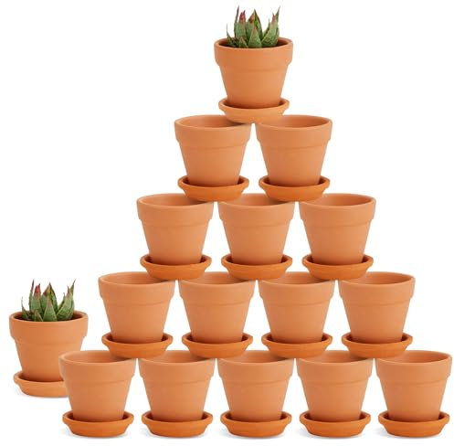 Juvale Lot de 16 Mini Pots de Fleurs en Terre Cuite avec soucoupes avec Trou de Drainage pour intérieur et extérieur Marron 5,6 x 4,8 cm