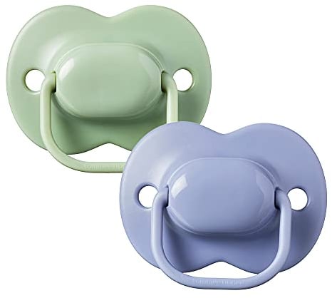 Tommee Tippee Cherry Latex Dummies, 18-36 Months, Pack of 2 Dummiess with 100% Natural Latex baglet