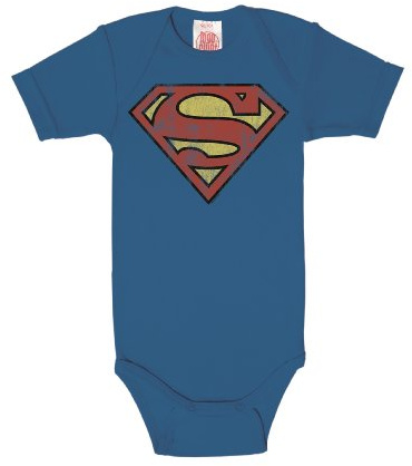 Logoshirt® DC Comics Superman Logo Baby-Body Kurzarm | Offiziell lizenziertes Superman-Merch, 100% Baumwolle, bedruckt, Kurzarmbody mit ikonischem S-Logo, für Mädchen und Jungen