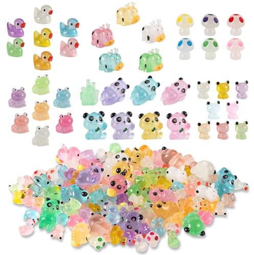 111pcs Animaux en Résine Brillants, Lumineuses en Résine Qui Brillent dans Le Noir Canard Panda Grenouille Vache Champignon Petit Jouet en Résine pour Décoration de Jardin Maison de Poupée