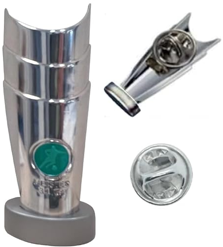 DFB Fußball Meister-Pokal 3-Liga | 3 cm Pin-Anstecker aus Metall | Offizieller Lizenz-Artikel vom Deutschen Fußball-Bund | Echtheits-Zertifikat Hologramm | Fussball Trophäe
