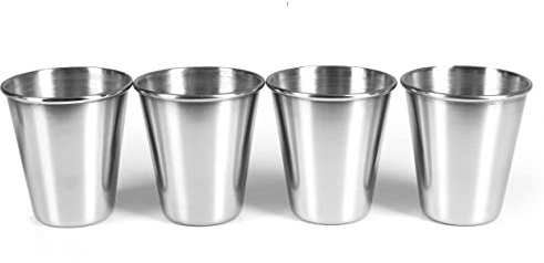Ganzoo Shot-Becher aus Edelstahl 60ml, 4er Set, Farbe Silber, unzerbrechliche Stamperle für Schnaps und Likör, auch als Espressobecher nutzbar, kompakt für Party und unterwegs