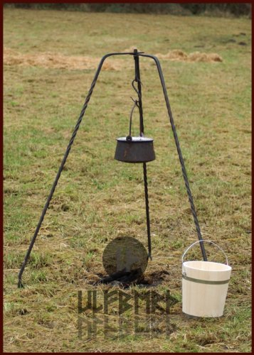 Ulfberth Großes Dreibein, handgeschmiedet, ca. 155cm Kochgestell für Grill, Pfanne, Kessel und Kochtopf