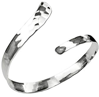 SILBERMOOS Damen Armreif Armspange offen schmal entgegengesetzt massiv gehämmert glänzend 925 Sterling Silber