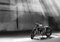Forwall Fototapete Vlies Tapete Wanddeko Motorrad Retro - Garage Grau Moderne Wanddekoration 12676VEL 152,5cm x 104cm Schlafzimmer Wohnzimmer