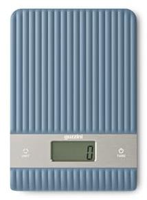 Guzzini. Sous Chef, Bilancia da Cucina con Display LCD Retroilluminato, Portata 5 kg, 4 Unità di Misura, Funzione Tara, Spegnimento Automatico, Bio-based (Blue navy)