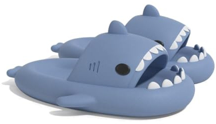 corimori Hai Badeschuhe, Haifisch Badeschlappen rutschfest, schnell trocknend, bequem mit Haifisch-Design (Gr. 34–43)