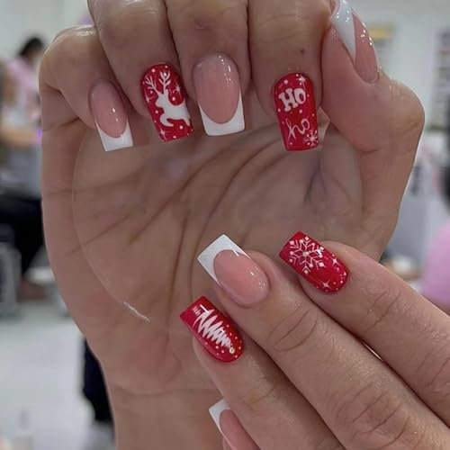 Ceboic 24 Pièces Noël Faux Ongles Court Carré Naturel Ongles à Coller Rouge Brilliant Press on Nails Elan Flocon de Neige Acrylique Square Faux Ongles Autocollants pour Femmes et Filles