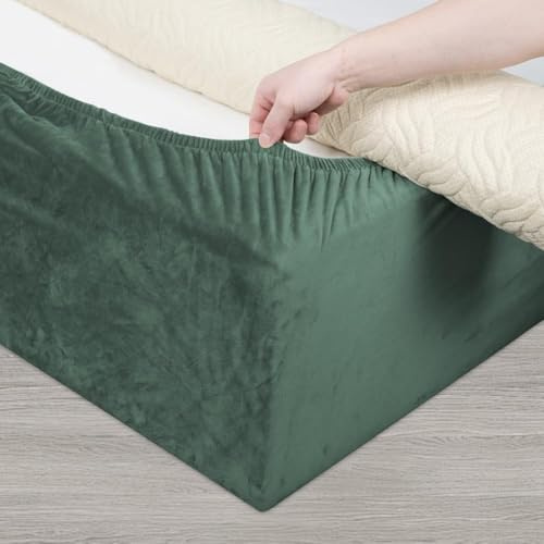 DUJUIKE Mantovana Giroletto Vestiletto Coprirette, Mantovana in velluto riccio per divano letto, Protezione Del Giroletto, Trasforma una base per letto(Twin Bed Width:120-137cm,Verde Cipresso)