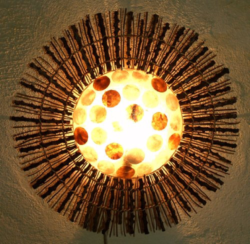 GURU SHOP Wandlampe/Wandleuchte, in Bali Handgefertigt aus Naturmaterial, Capiz, Perlmutt Plättchen - Modell Tamino Wall, 50x50x15 cm