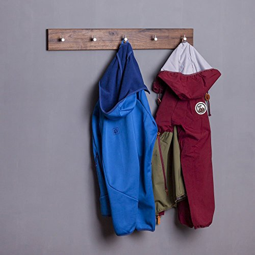 WOODS Hakenleiste Garderobe Holz massiv I Garderobenleiste Landhaus I moderne Wandgarderobe aus Holz handgefertigt in Bayern I Garderobenhaken Flur & Bad (70cm (6 Haken), Nussbaum, Edelstahl Haken)