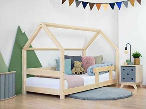 Benlemi Hausbett mit Rausfallschutz TERY 80x160 cm Transparent gewachst Bettenhaus mit Lattenrost/Rollrost aus Massivholz für Kinder- und Jugendzimmer Spielbett